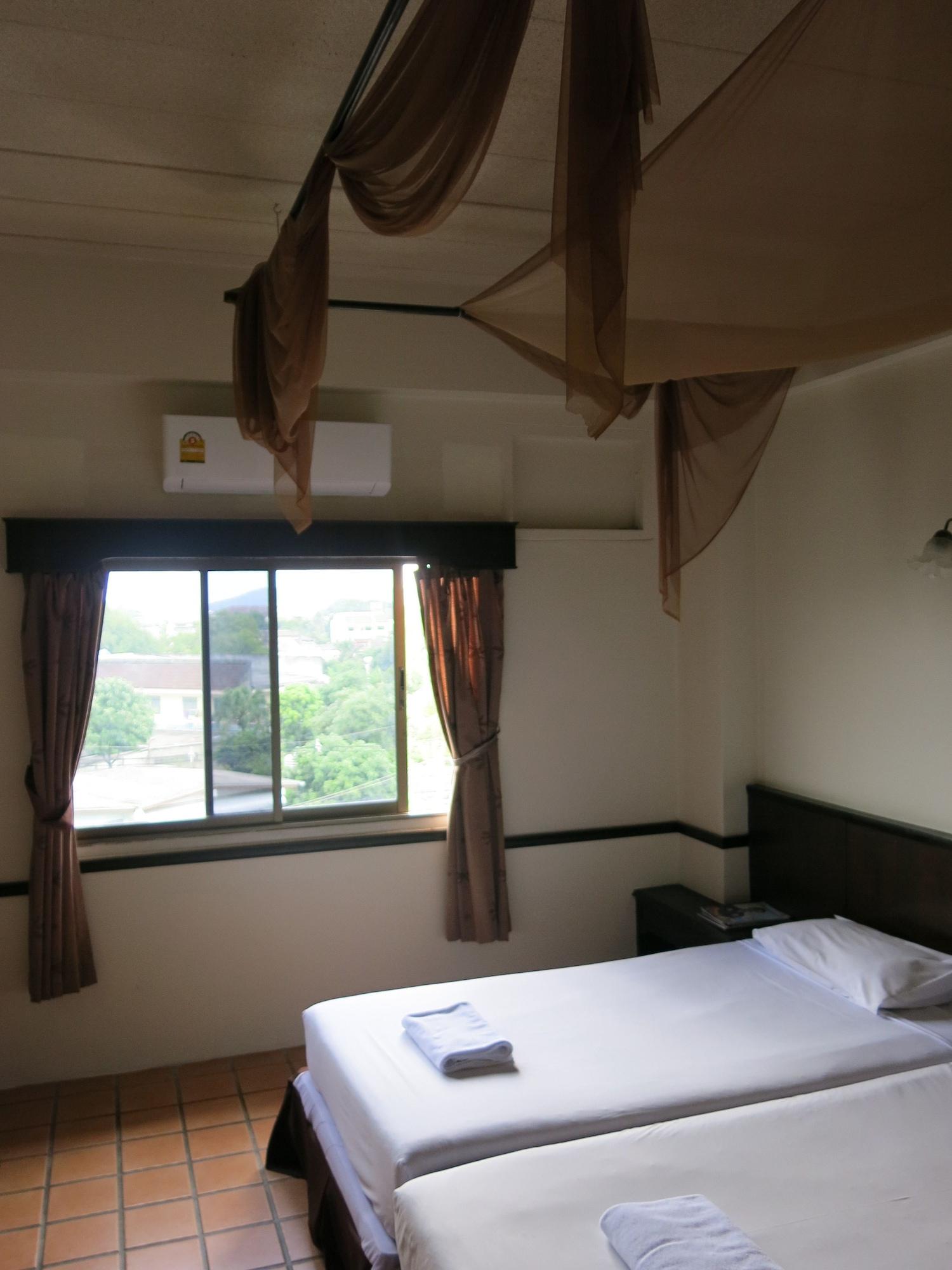 Rome Place Hotel Phuket Exterior foto