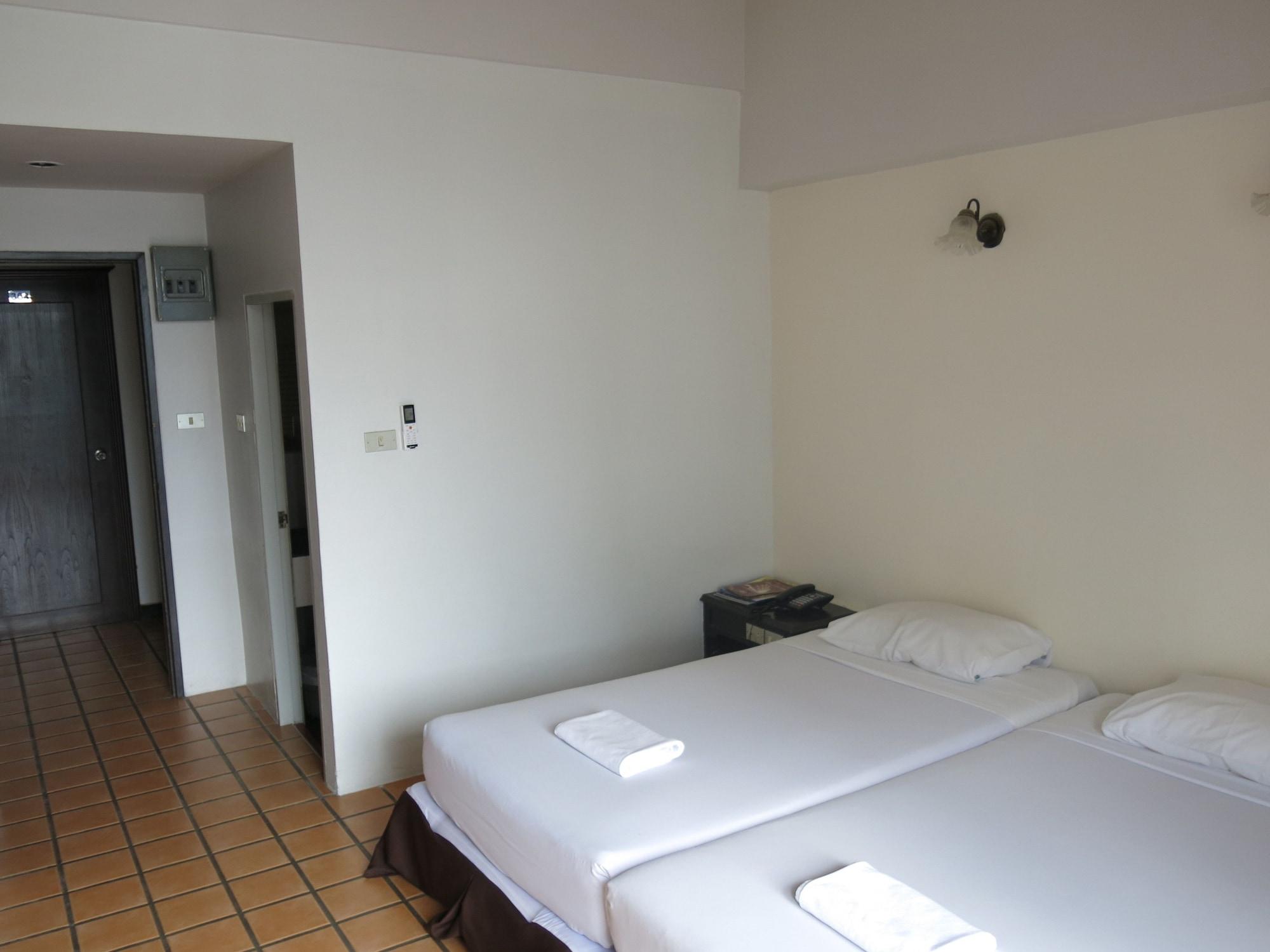 Rome Place Hotel Phuket Exterior foto