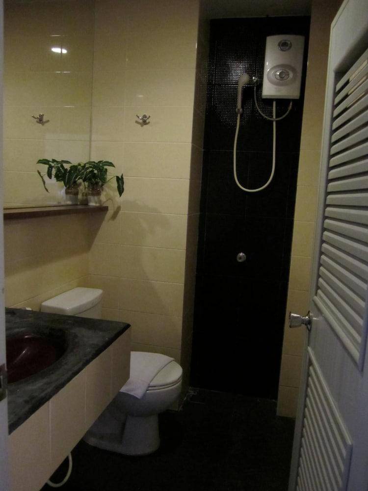 Rome Place Hotel Phuket Exterior foto