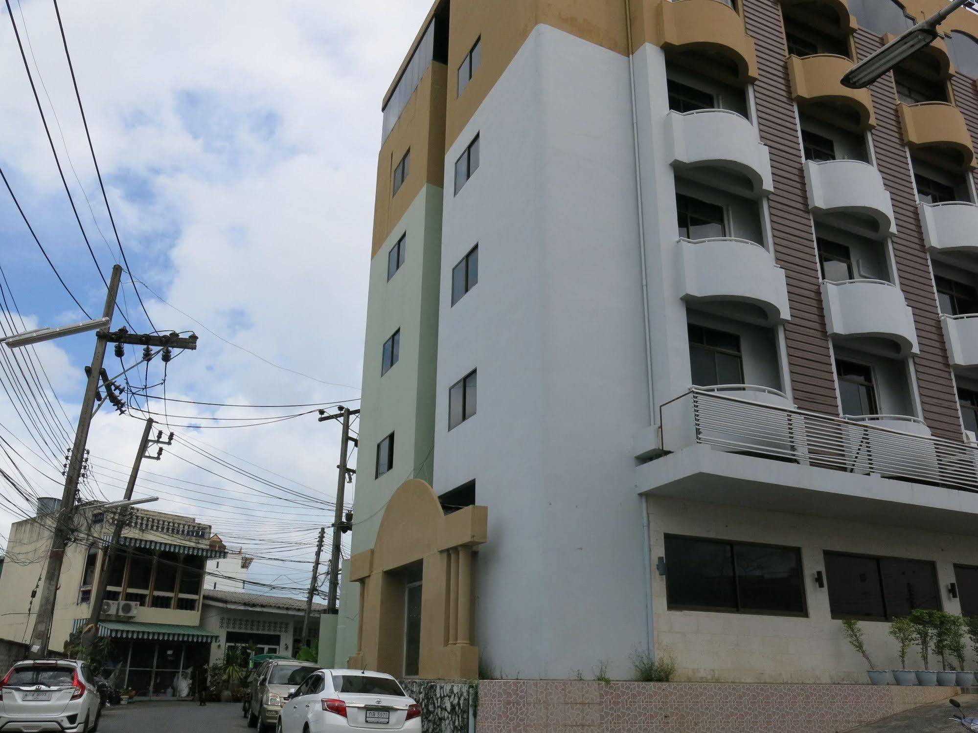 Rome Place Hotel Phuket Exterior foto
