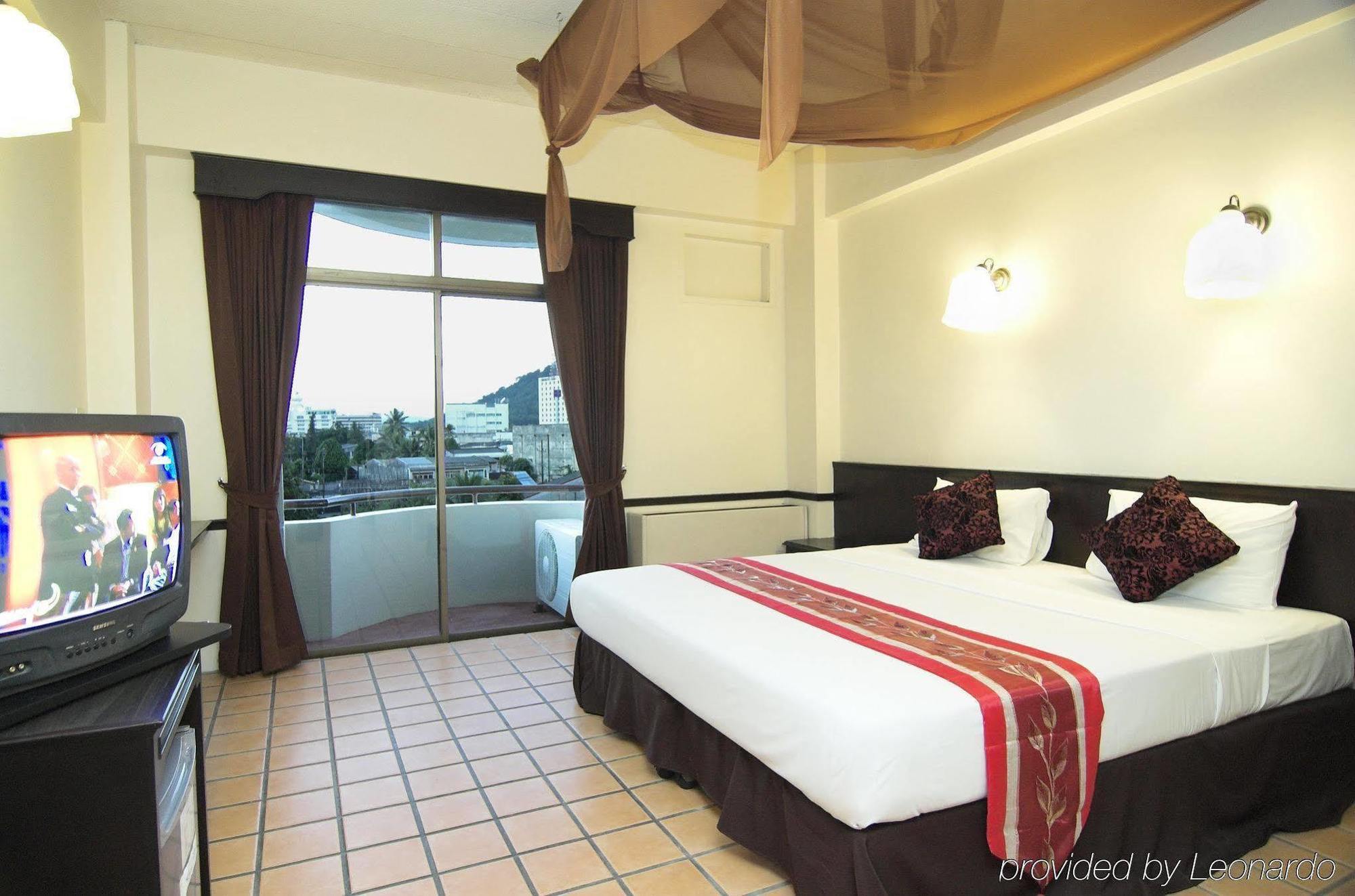 Rome Place Hotel Phuket Exterior foto